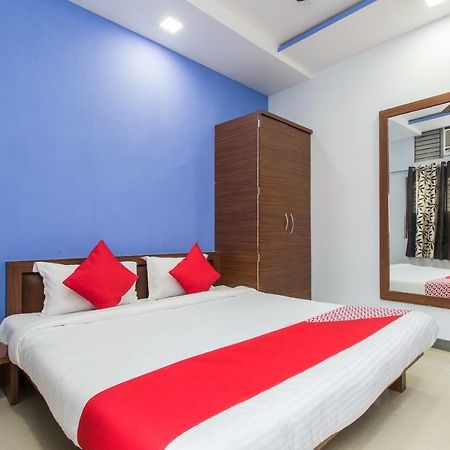 Oyo 17161 Hotel Mahalaxmi Ujjain Buitenkant foto