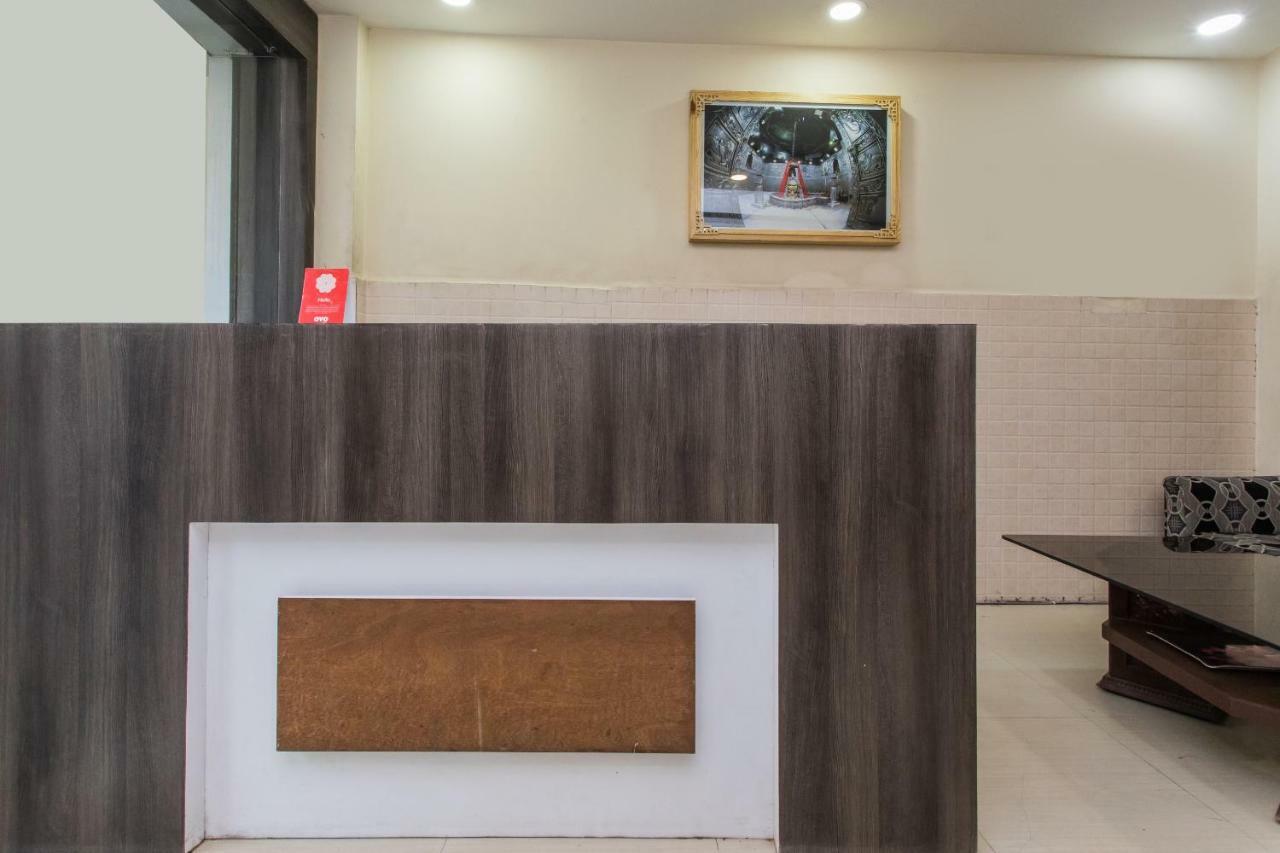 Oyo 17161 Hotel Mahalaxmi Ujjain Buitenkant foto
